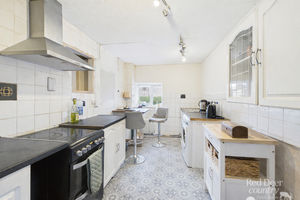 Kitchen- click for photo gallery